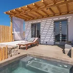 Trinity Mykonos - Beachfront 3*