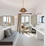 Trinity Mykonos - Beachfront 3*