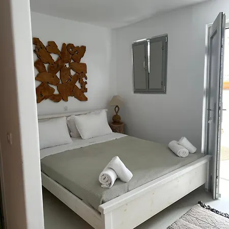 Trinity Mykonos - Beachfront 호텔