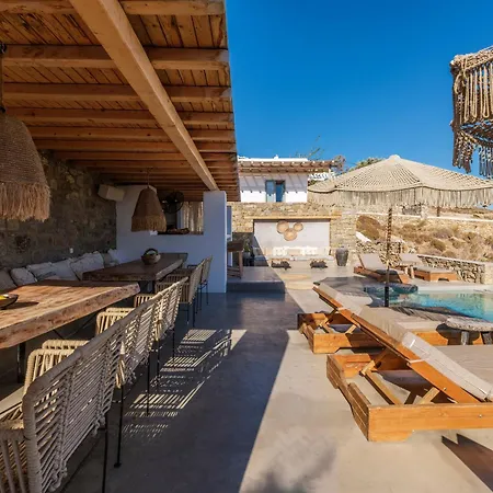 Trinity Mykonos - Beachfront 호텔