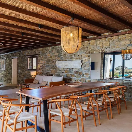 Trinity Mykonos - Beachfront 3*