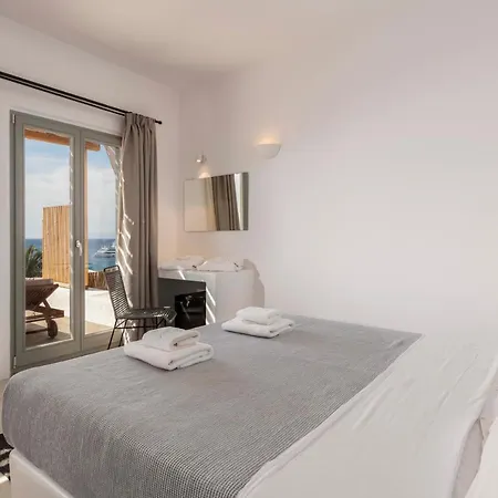 Trinity Mykonos - Beachfront 호텔 3*