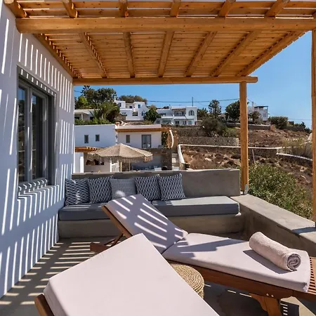 Trinity Mykonos - Beachfront 호텔 3*