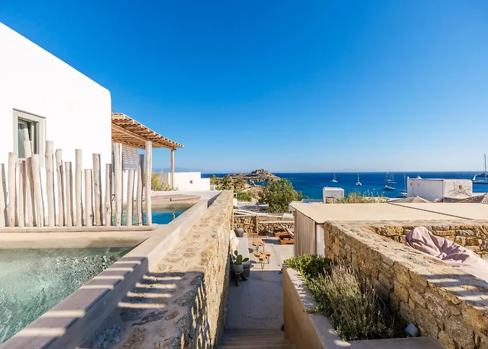 Trinity Mykonos - Beachfront Hotel 3*