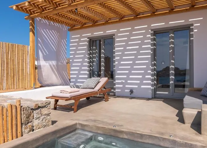 Trinity Mykonos - Beachfront 3*