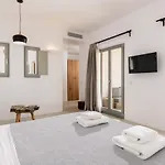 Hotel Trinity Mykonos - Beachfront 3*