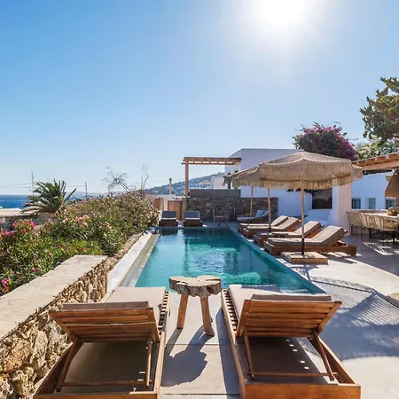 Trinity Mykonos - Villa&beachfront Boutique