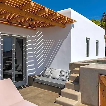 Trinity Mykonos - Beachfront Hotel 3*