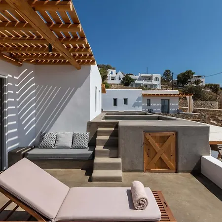 Trinity Mykonos - Beachfront 普拉迪斯亚罗斯