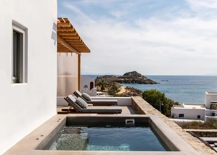 Trinity Mykonos - Beachfront 3* Platísz Jalósz